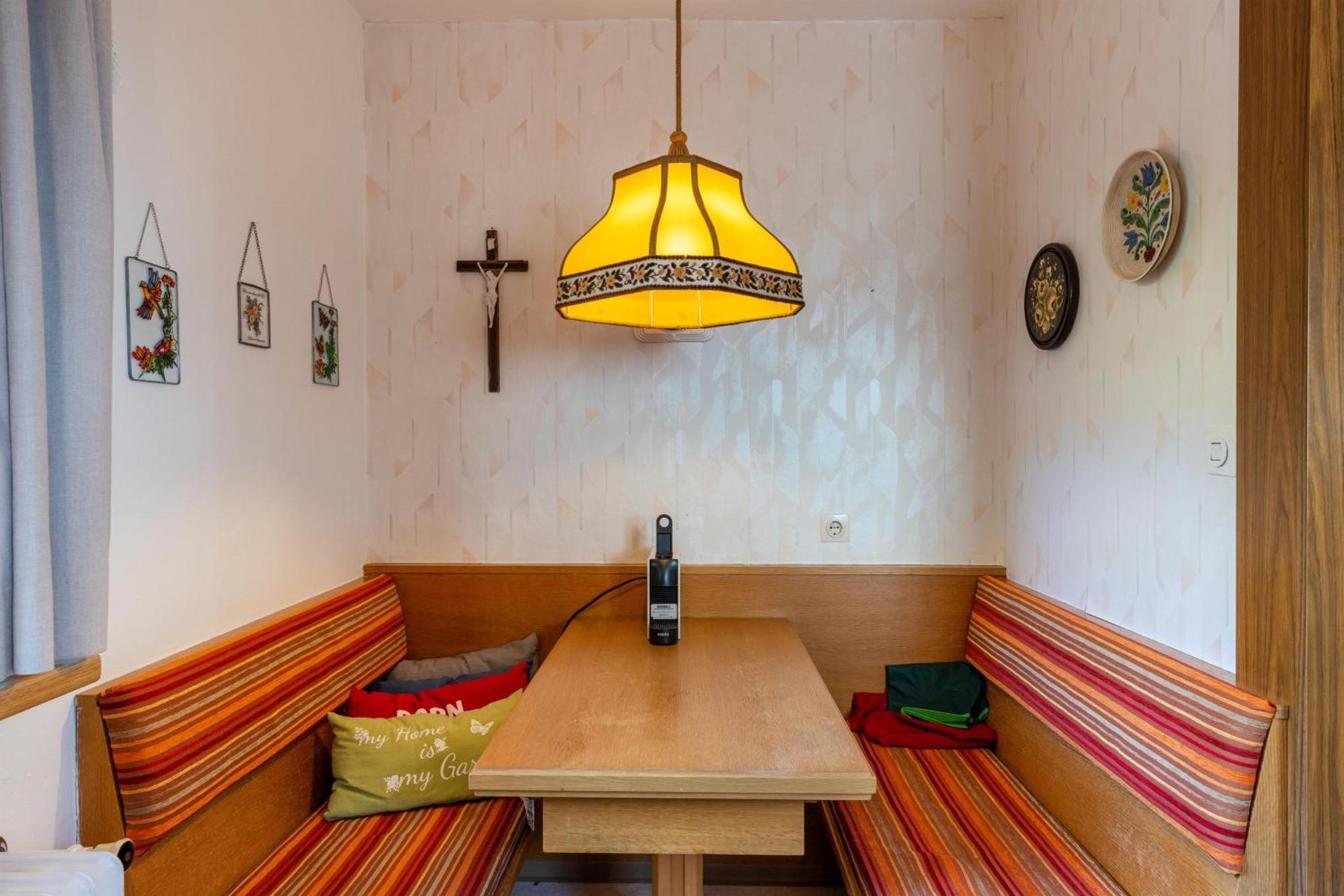 Apartamento Haus Anemone Seefeld in Tirol Habitación foto